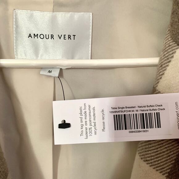 Amour Vert Tobie Single Breasted Blazer in Natural Buffalo Check - Picture 10 of 11